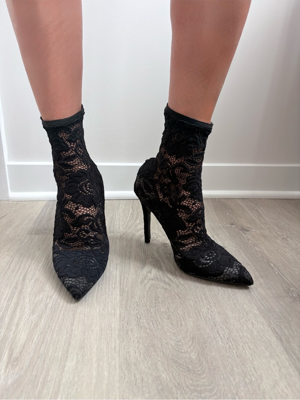 Charles David Black Lace Pointed Sock Booties size 7